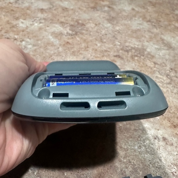 QT2 Turning Technologies Clicker RCQR-02 ResponseCard Keypad - Picture 7 of 9